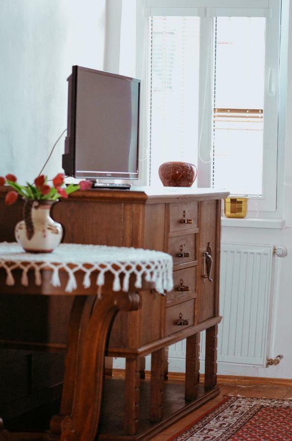 Penzion U Cermaka Ostrov  Extérieur photo